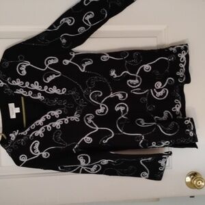 Black and white woven Dress Barn M.